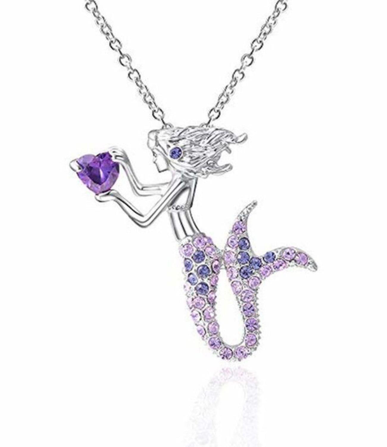 Enchanting mermaid necklace in blue, exuding a sense of mystique and allure. ππ§ββοΈ