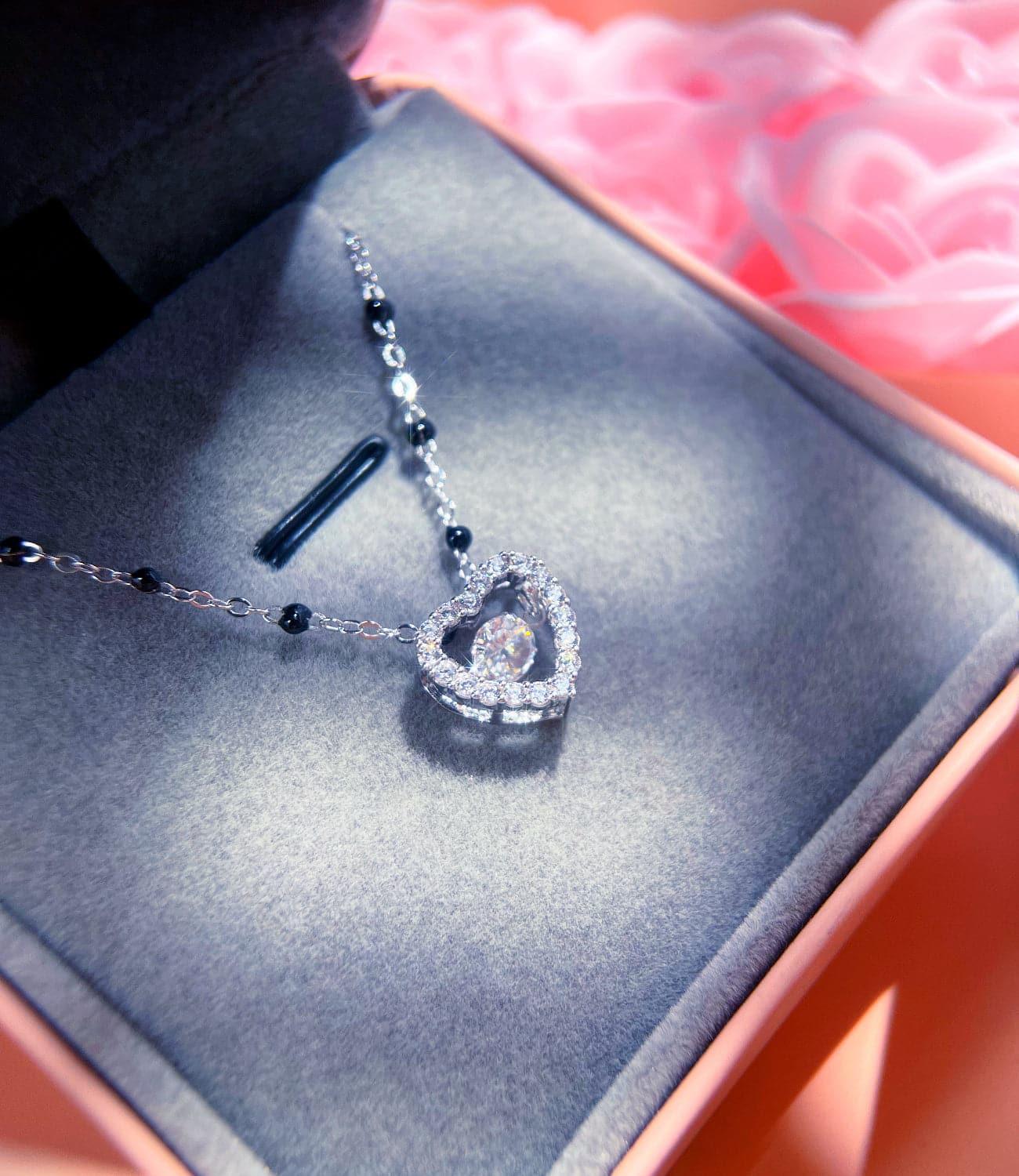 Eternal Heartbeat Necklace - Heart pendant in an elegant gift box. 🎁