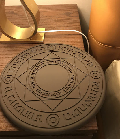 Magic Array Wireless Charger - Showcase 3